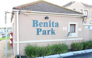2 Bedroom Townhouse in Brackenfell Central
