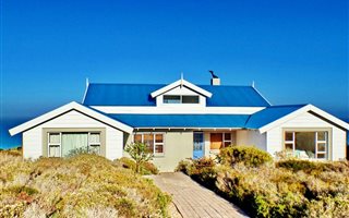 4 Bedroom Townhouse in Pinnacle Point Golf Estate