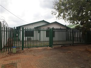 180 m² Commercial space in Capital Park