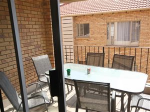 3 Bed Apartment in Vanderbijlpark SW5