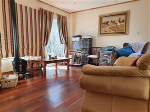 2 Bed Townhouse in Top Town