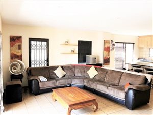 3 Bed Duplex in Olympus AH