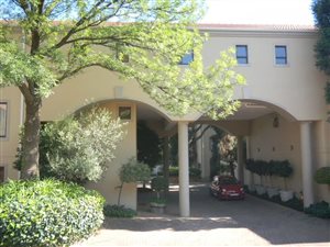 2 Bed Apartment in Benmore Gardens