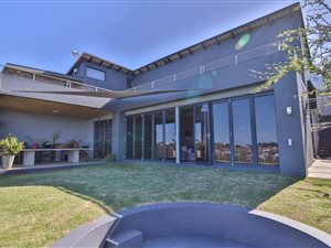 5 Bed House in Salt Rock
