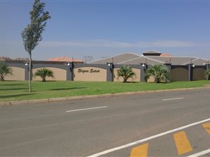 1118 m² Land available in Three Rivers East