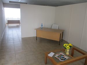 60 m² Office Space in Ladysmith Central