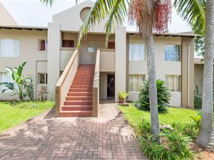 3 Bed Apartment in Kingsview