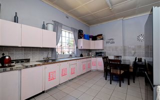 4 Bedroom House in West Village