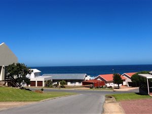 620 m² Land available in Jongensfontein