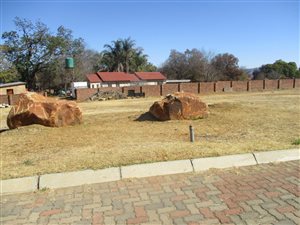 944 m² Land available in Lydenburg