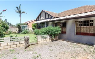 3 Bedroom House in Sea View