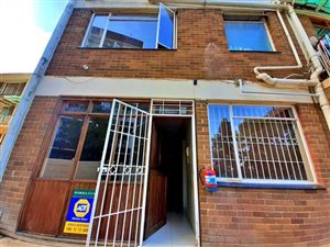 2 Bed Townhouse in Naval Hill