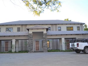 3 Bed Townhouse in Rietondale