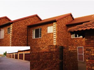 2 Bed Townhouse in Silver Lakes