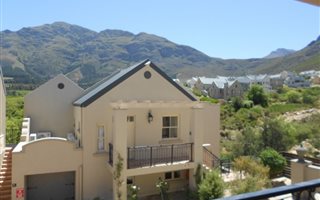 2 Bedroom Apartment in Franschhoek