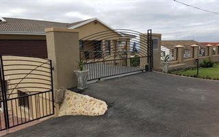 4 Bedroom Simplex in Reservoir Hills