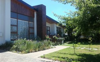 4 Bedroom House in Panorama