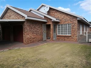 2 Bedroom House in Helikon Park