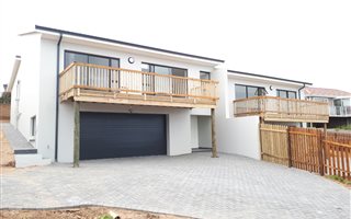 3 Bedroom Duet in Dana Bay