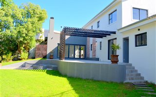 4 Bedroom House in Flamingo Vlei