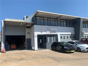 700 m² Commercial space in Mt Edgecombe