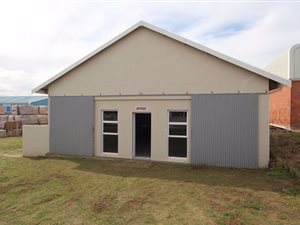 545 m² Industrial space in East Bank