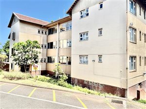 2.5 Bed Apartment in Bluff