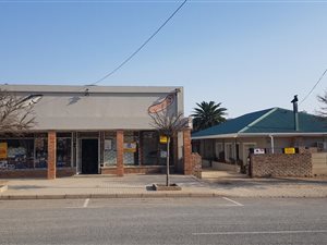 4 Bed House in Willowmore