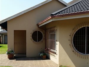 4 Bed House in Vanderbijlpark SW2