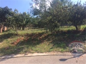 957 m² Land available in Cashan
