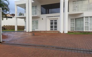3 Bedroom Apartment in Malvern