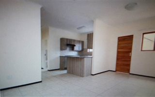 2 Bedroom Townhouse in Randpark Ridge