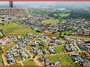 1133 m² Land available in Southdowns Estate
