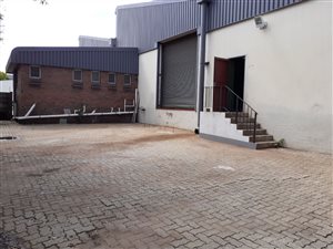 487 m² Industrial space in Industria