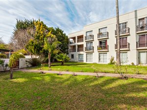 2 Bed Apartment in Plumstead