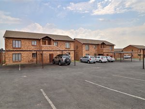 2 Bed Apartment in Chloorkop