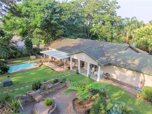 4 Bed House in Padfield Park