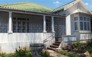 5 Bedroom House in Glenwood