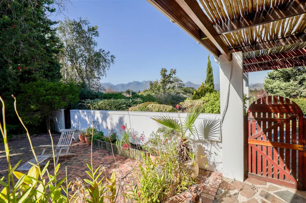 3 Bed House For Sale In Montclair T2358367 Private Property
