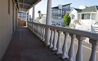 2 Bedroom Apartment in Walmer Estate
