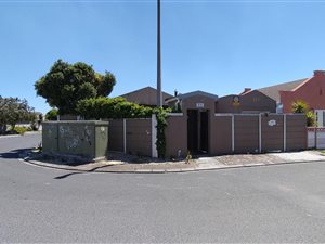 4 Bed House in The Conifers