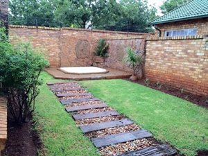 3 Bed Townhouse in Highveld