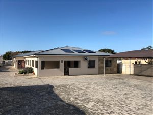135 m² Office Space in Walmer