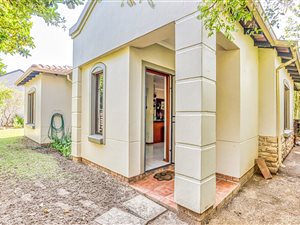 2 Bed Townhouse in Paulshof