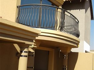 3 Bed House in Dobsonville