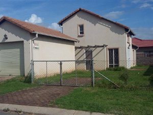 2 Bed House in Vanderbijlpark CE7