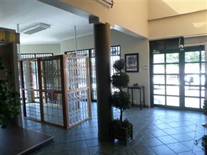 1000 m² Commercial space in Middelburg South