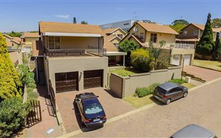 3 Bedroom Cluster in Buccleuch