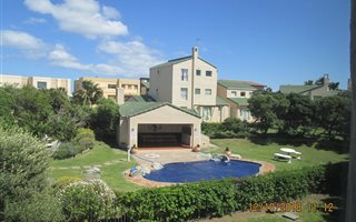 2 Bedroom Apartment in Greenways Golf Estate