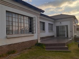 3 Bed House in Highveld Park